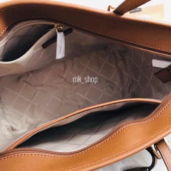 MK Jet Set Travel Zip Tote - Picture 6 of 8